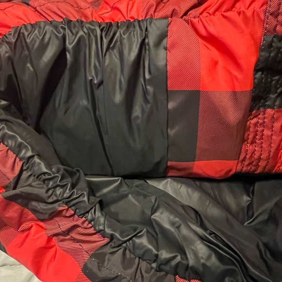 Kendall + Kylie Puffer Coat Bomber Jacket Black/Red Plaid Size M - Picture 7 of 9